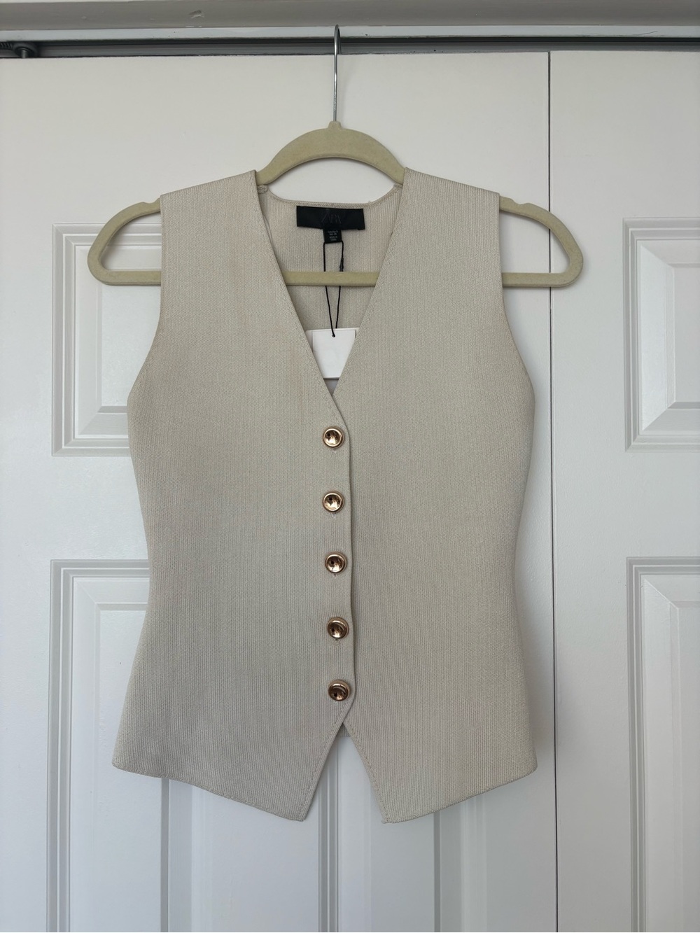 Zara Cream Sleeveless Button Vest